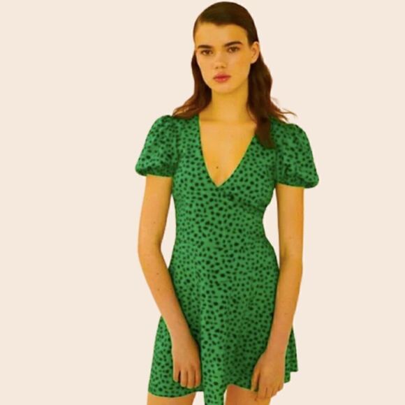 Urban Outfitters Jocelyn Printed Puff Sleeve Mini Dress Size Medium - Picture 3 of 13